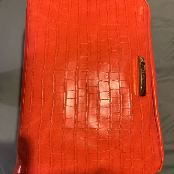 ❤️”Sale”Nwt gorgeous orange croc print double zip cosmetic bag!! - Picture 7 of 8